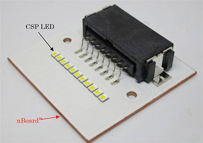 図1：Chip Scale Package (CSP) LEDを実装したnBoard™