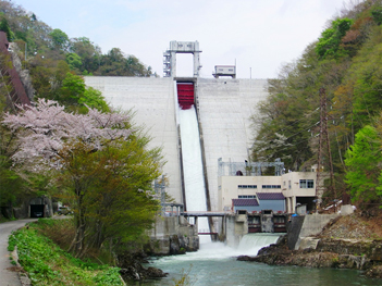 小又川第四発電所と森吉ダム